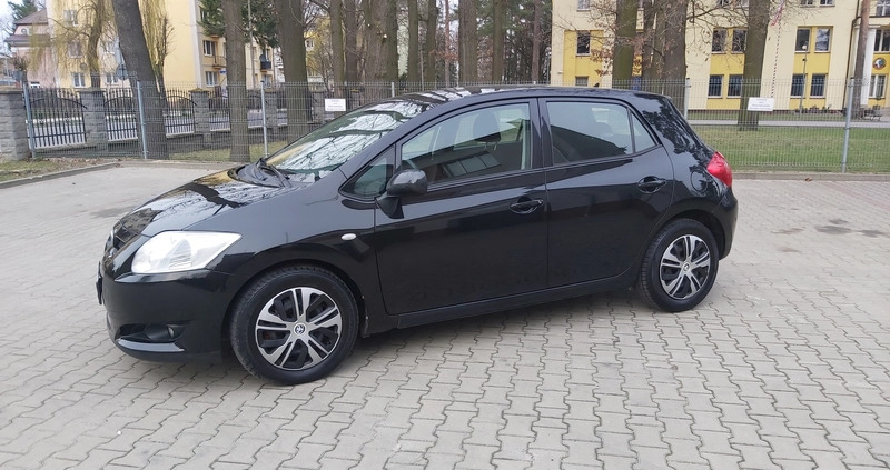 Toyota Auris cena 12500 przebieg: 285000, rok produkcji 2007 z Pionki małe 277